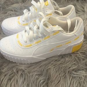 Puma women shoes size 6.